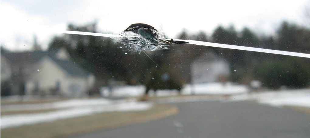 damaged-windshield-1413040